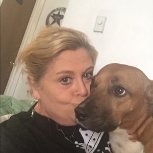 Meet your Posher, Lori